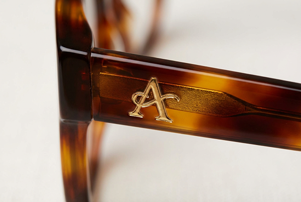 Hot Stamping Classic Branding Appeal Attrait de marque classique par marquage à chaud