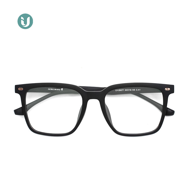 Montures de lunettes Tr90 en gros 26077
