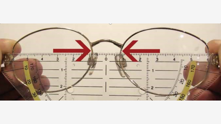 comment-ajuster-les-lunettes-&agrave;-monture-en-m&eacute;tal-1