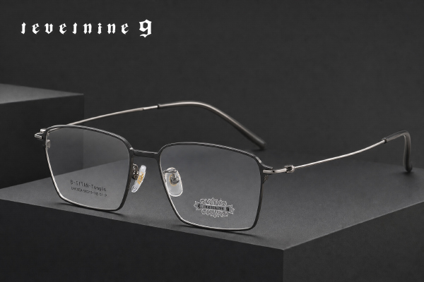 Montures-de-lunettes-en-titane-levelNine-avec-construction-légère-premium